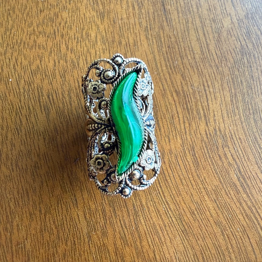 Vintage Green & Gold Filigree Statement Ring